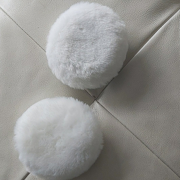 Boarding Ear Muffs - Picture 2 of 3